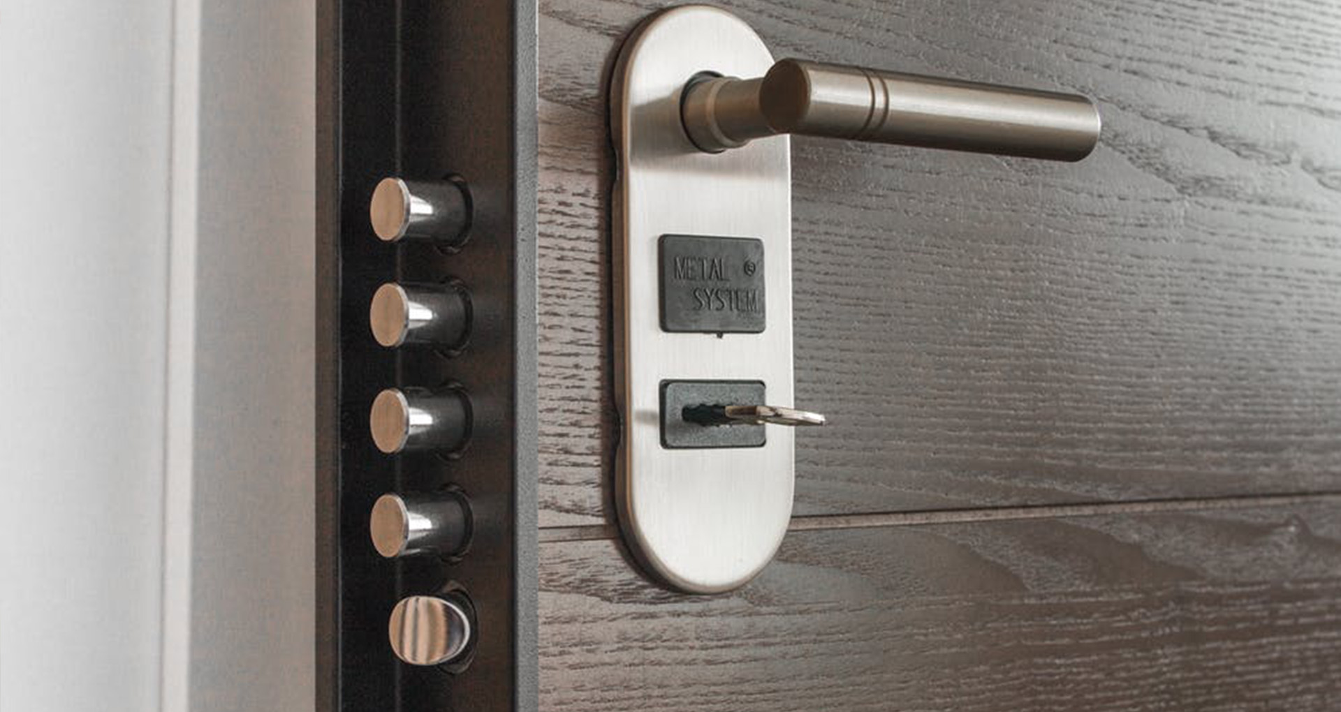 Votre artisan serrurier 01.79.73.23.32